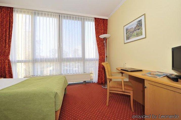 Hotel Godewind Росток Екстериор снимка